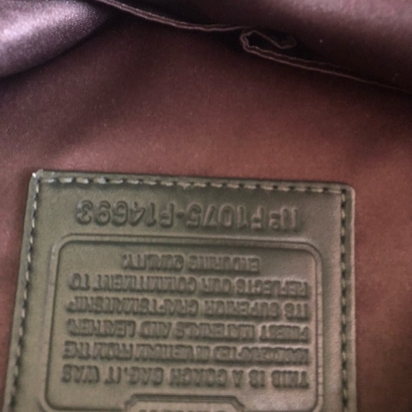 Green Coach Shoulder Bag - Picture 4 of 13